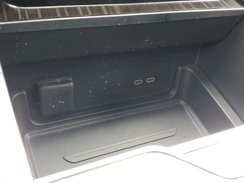 New 2025 GMC Sierra EV Denali image 23