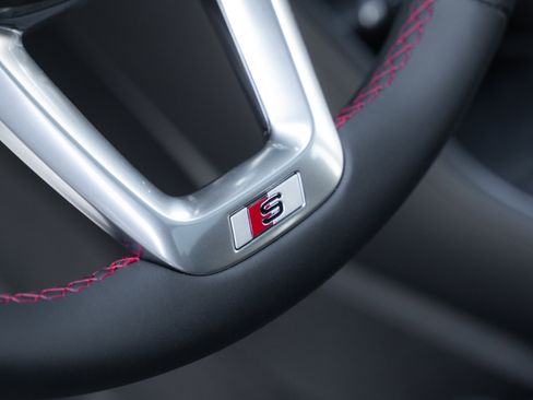 New 2025 Audi Q3 2.0T Premium Plus image 12