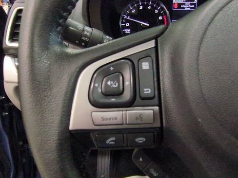 Used 2018 Subaru Forester 2.5i Limited AWD/4WD image 25