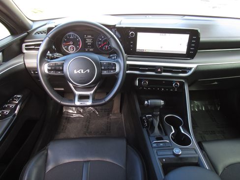 Used 2023 Kia K5 GT-Line image 16