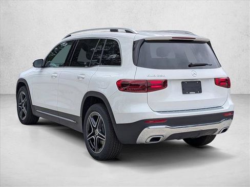 New 2026 Mercedes-Benz GLB 250 image 9