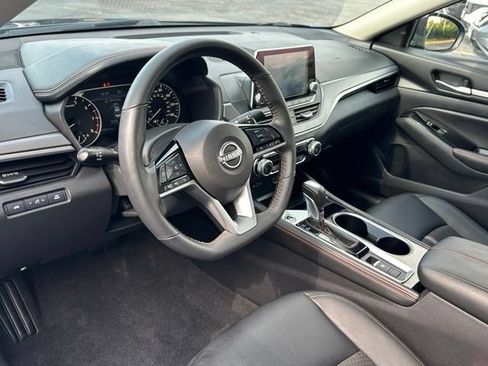 Used 2024 Nissan Altima 2.5 SR AWD/4WD image 30