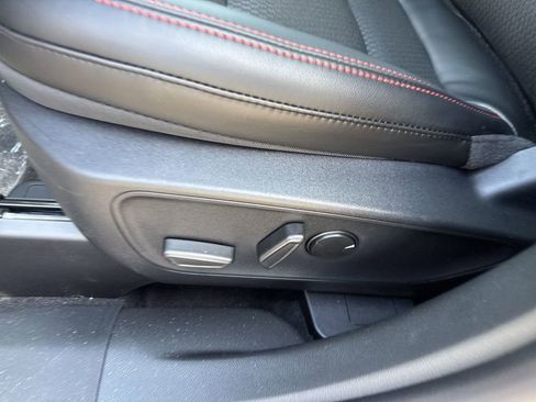 New 2025 Ford Escape ST-Line w/ Tech Pack #1 AWD/4WD image 18