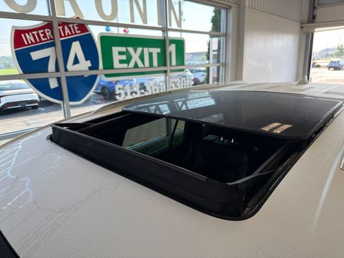 Used 2020 Cadillac XT6 Premium Luxury AWD/4WD image 34