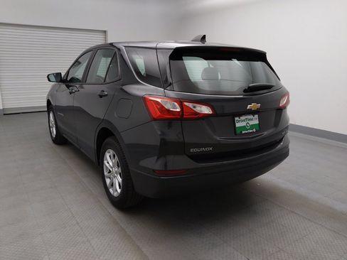 Used 2021 Chevrolet Equinox LS AWD/4WD image 5