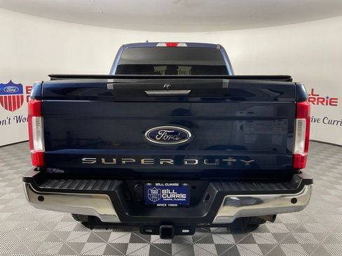 Used 2018 Ford F250 XLT w/ XLT Premium Package AWD/4WD image 4