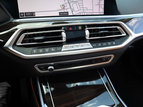 Used 2019 BMW X7 xDrive40i w/ Premium Package image 59