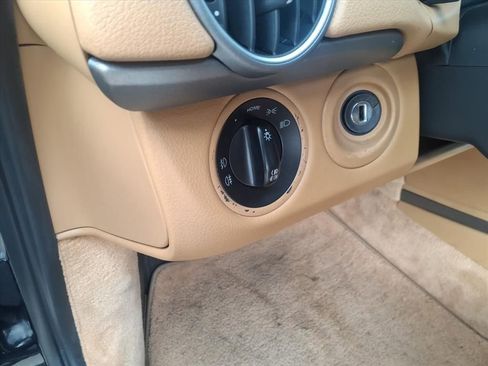 Used 2005 Porsche Boxster image 28