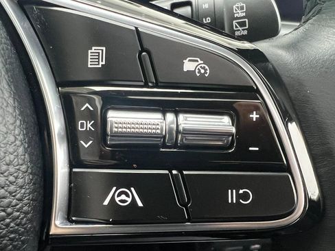 Certified 2024 Kia Seltos EX image 28