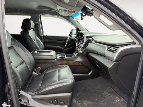 Used 2019 Chevrolet Tahoe LT image 19