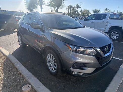 Certified 2022 Nissan Rogue Sport SV FWD image 3