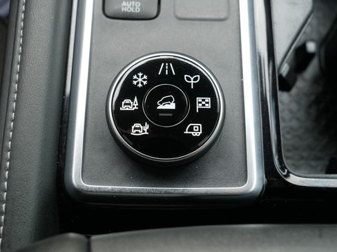 Certified 2024 Nissan Pathfinder SL AWD/4WD image 31