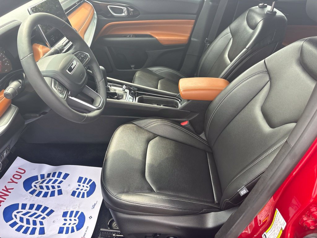 Certified 2025 Jeep Compass Limited AWD/4WD image 16