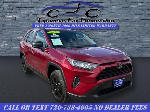 Used 2019 Toyota RAV4 LE w/ All Weather Liner Package AWD/4WD image 10