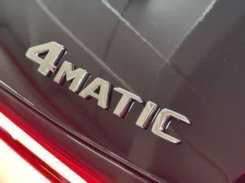 Used 2026 Mercedes-Benz GLC 300 4MATIC image 11