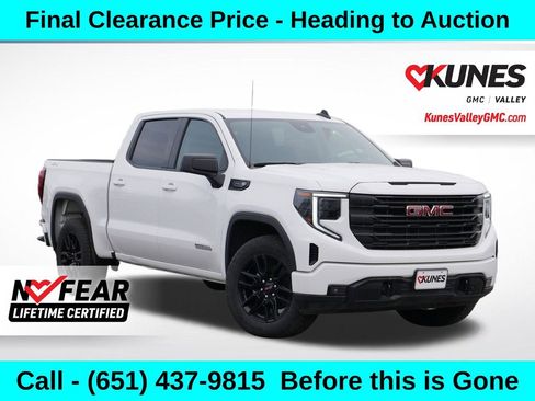 Used 2024 GMC Sierra 1500 Elevation AWD/4WD image 1