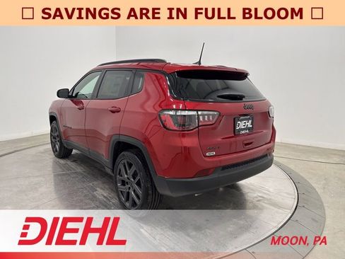 New 2026 Jeep Compass Latitude image 5