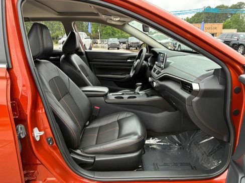 Used 2021 Nissan Altima 2.5 SR w/ SR Premium Package FWD image 15