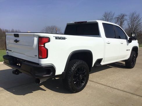 Used 2025 Chevrolet Silverado 2500 LT w/ Trail Boss Package image 6