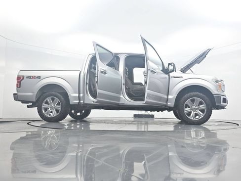 Used 2019 Ford F150 XLT w/ Equipment Group 302A Luxury AWD/4WD image 41