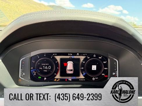 Used 2022 Volkswagen Atlas SEL R-Line AWD/4WD image 19