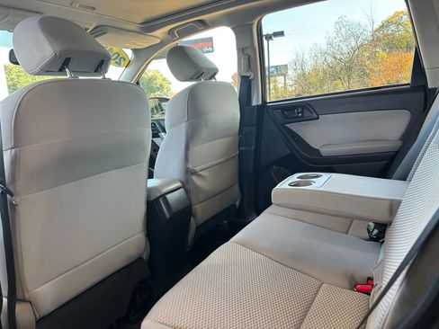 Used 2016 Subaru Forester 2.5i Premium image 21