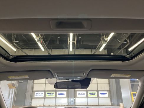 Used 2019 Honda Accord EX image 30