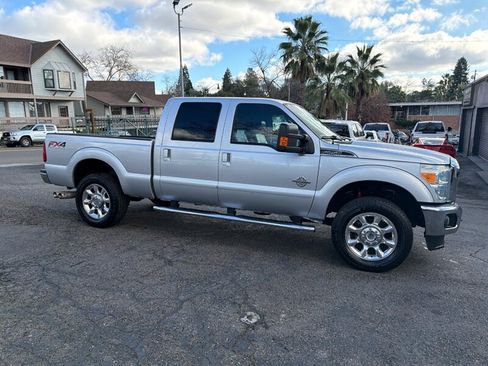 Used 2016 Ford F250 Lariat AWD/4WD image 6