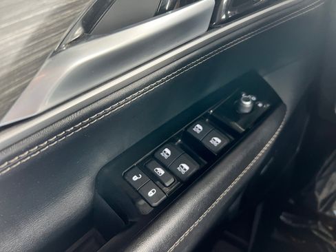 Used 2024 Jeep Wagoneer Series III image 22