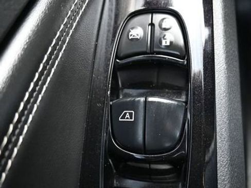 Used 2023 Nissan Altima 2.5 SL FWD image 29
