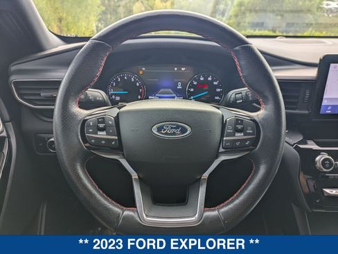 Certified 2023 Ford Explorer ST-Line w/ Class IV Trailer Tow Package RWD image 28
