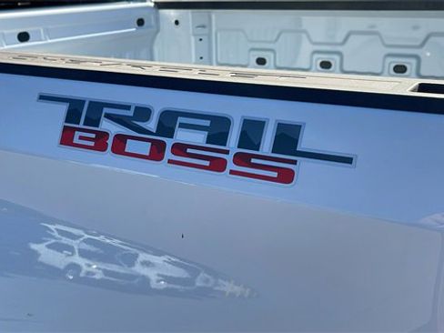 New 2026 Chevrolet Silverado 1500 Custom Trail Boss w/ LPO, Dark Essentials Package image 31
