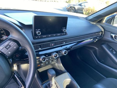 Used 2025 Honda Civic Sport image 22