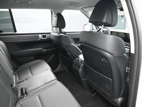 Used 2025 Hyundai Santa Fe SEL image 32