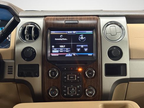 Used 2013 Ford F150 Lariat w/ Mid Equipment Group AWD/4WD image 17