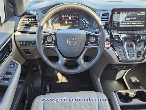 Certified 2024 Honda Odyssey Elite image 12