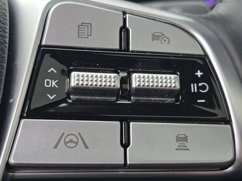 Used 2025 Kia Telluride SX Prestige image 37