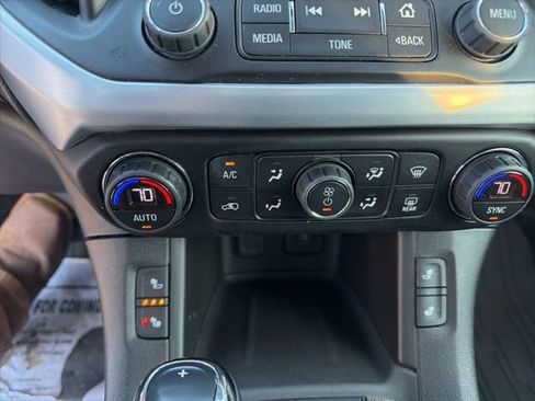 Used 2019 GMC Acadia SLT w/ LPO, Floor Liner Package image 13