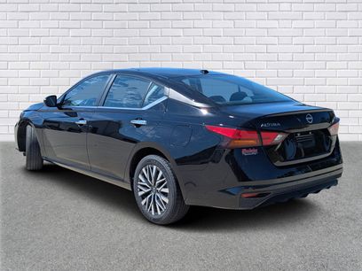 Used 2025 Nissan Altima 2.5 SV