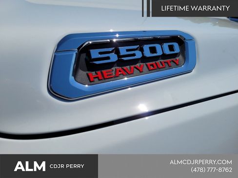 New 2025 RAM 5500 Tradesman AWD/4WD image 13