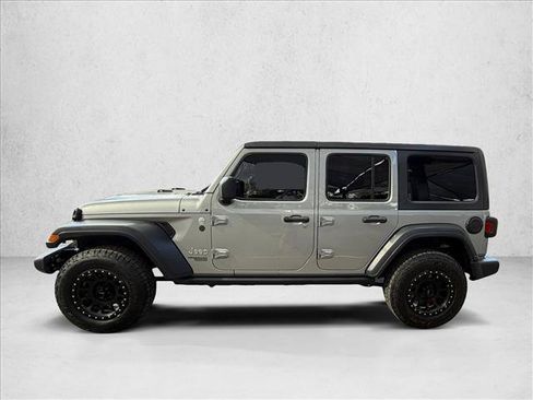 Used 2018 Jeep Wrangler Unlimited Sport S AWD/4WD image 2