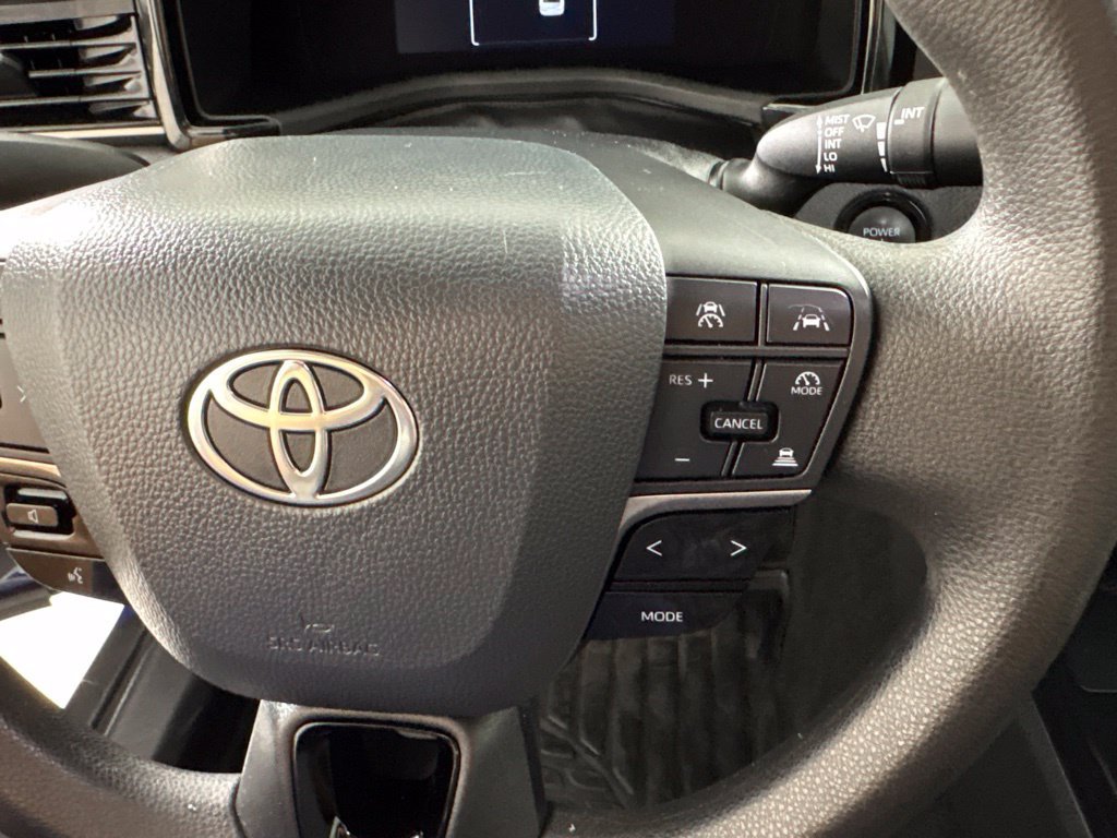 Used 2026 Toyota Camry LE FWD image 29