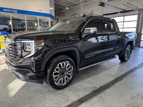 Used 2025 GMC Sierra 1500 Denali Ultimate image 4