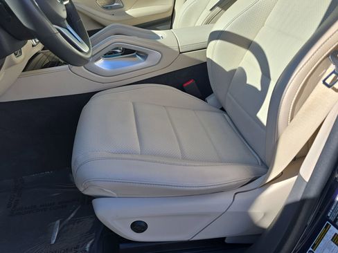 Used 2020 Mercedes-Benz GLS 450 4MATIC image 28