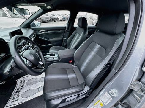 Used 2025 Honda Civic Sport image 16