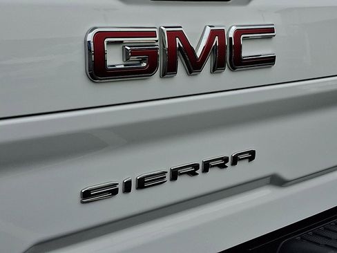 Used 2024 GMC Sierra 3500 SLE w/ SLE Value Package image 33