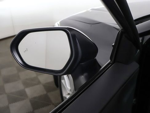 Used 2025 Toyota Camry LE image 29