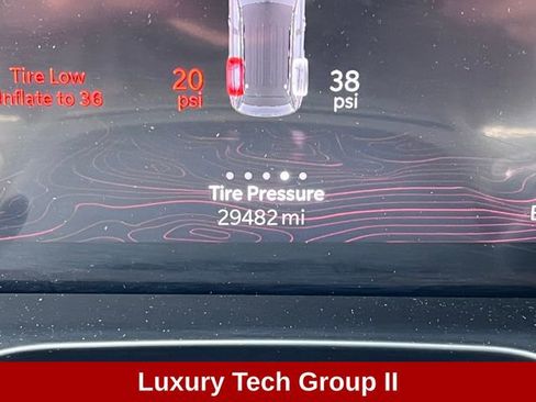 Used 2024 Jeep Grand Cherokee Limited w/ Luxury Tech Group II AWD/4WD image 4