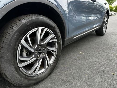 Used 2023 Lincoln Corsair AWD w/ Equipment Group 101A image 12