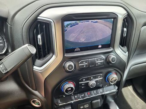 Used 2020 Chevrolet Silverado 1500 RST w/ True North Edition AWD/4WD image 16